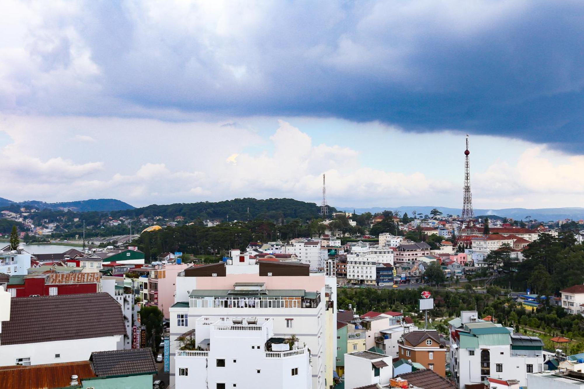 Iris Dalat Hotel Dış mekan fotoğraf