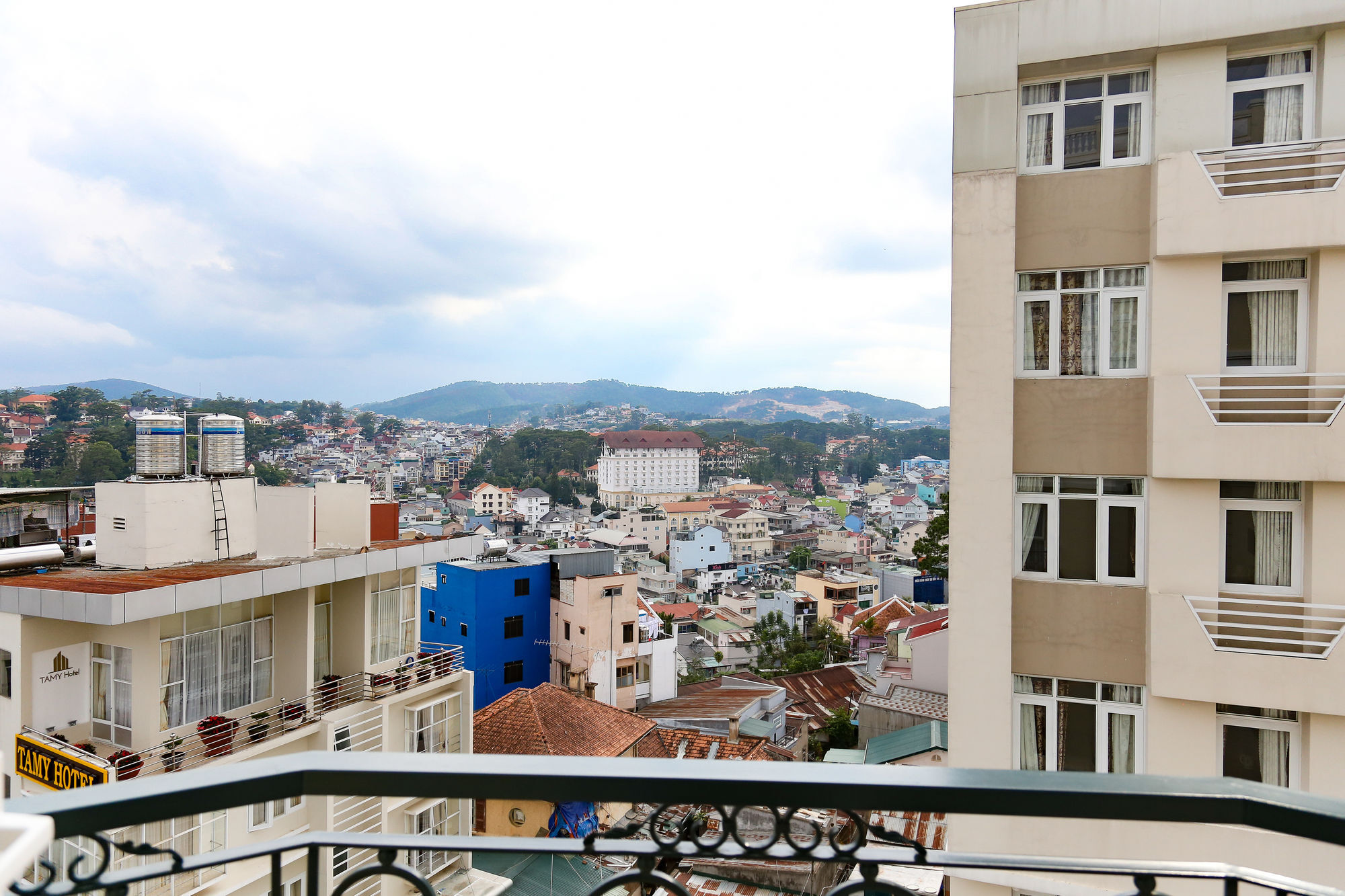 Iris Dalat Hotel Dış mekan fotoğraf